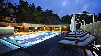 Champion Holiday Village Havuz / Deniz