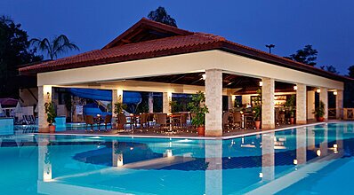 Champion Holiday Village Havuz / Deniz