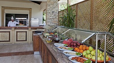 Champion Holiday Village Yeme / İçme