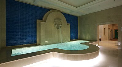 Charisma De Luxe Otel Havuz / Deniz