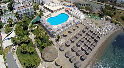 Charm Beach Hotel Genel Görünüm