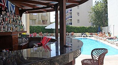 Cihanturk Hotel Havuz / Deniz