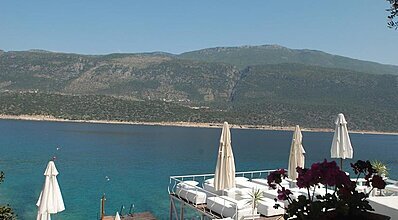 Club Çapa Hotel Havuz / Deniz