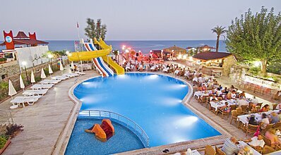Club Hotel Sunbel Havuz / Deniz