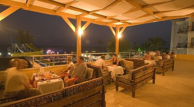 Club Hotel Sunbel Yeme / İçme