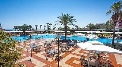 Club Hotel Turan Prince World Yeme / İçme