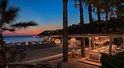 Club Marvy Havuz / Deniz