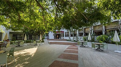 Club Titan Hotel Genel Görünüm