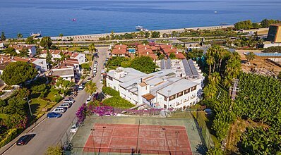 Club Titan Hotel Genel Görünüm