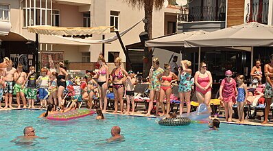 Club Viva Hotel Havuz / Deniz