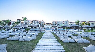 Cocos The Club Solto Havuz / Deniz