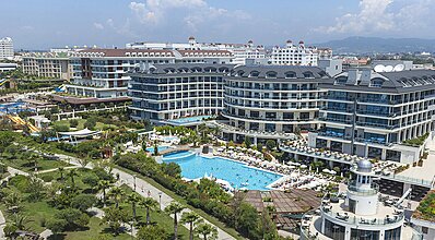 Commodore Elite Suites & Spa Genel Görünüm