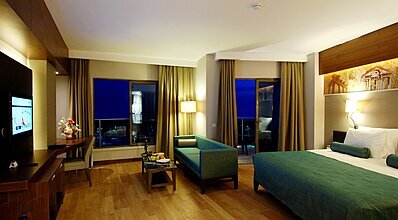 Commodore Elite Suites & Spa Oda