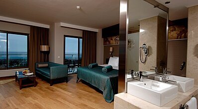 Commodore Elite Suites & Spa Oda