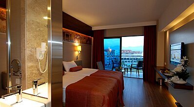 Commodore Elite Suites & Spa Oda