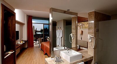 Commodore Elite Suites & Spa Oda