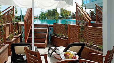 Commodore Elite Suites & Spa Oda