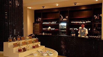 Commodore Elite Suites & Spa Yeme / İçme