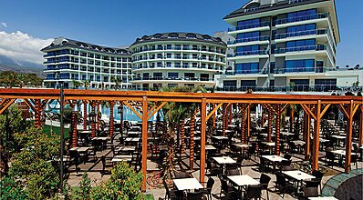 Commodore Elite Suites & Spa Genel Görünüm