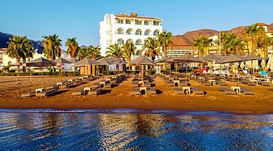 Contess By Faros Havuz / Deniz