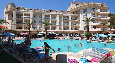 Costa Mare Suites Havuz / Deniz