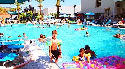 Costa Mare Suites Havuz / Deniz