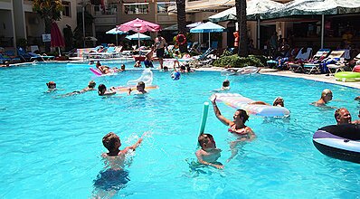 Costa Mare Suites Havuz / Deniz