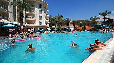 Costa Mare Suites Havuz / Deniz