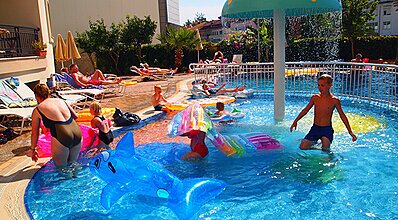 Costa Mare Suites Havuz / Deniz