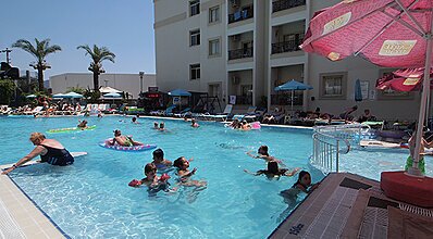 Costa Mare Suites Havuz / Deniz