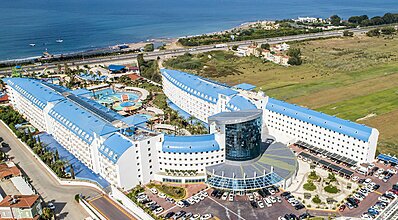 Crystal Admiral Resort Suites Spa Genel Görünüm