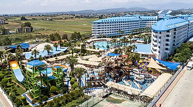 Crystal Admiral Resort Suites Spa Genel Görünüm