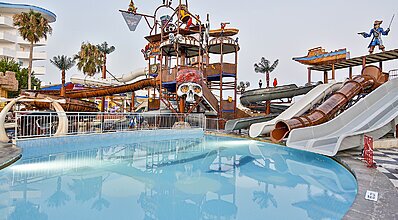 Crystal Admiral Resort Suites Spa Genel Görünüm