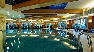 Crystal Admiral Resort Suites Spa Havuz / Deniz