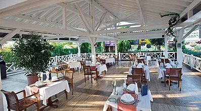 Crystal Admiral Resort Suites Spa Yeme / İçme