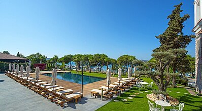 Cunda Despot Evi Havuz / Deniz