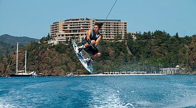 D-Hotel Maris Bay Havuz / Deniz