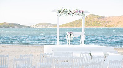 D Resort Murat Reis Ayvalık Havuz / Deniz