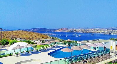 Değirmenburnu Residence Havuz / Deniz