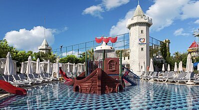 Delphin Imperial Lara Havuz / Deniz