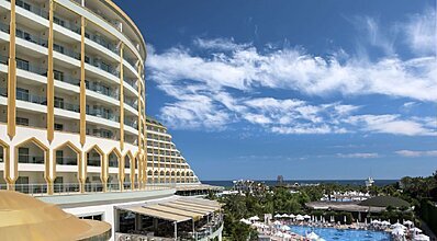 Delphin Imperial Lara Havuz / Deniz