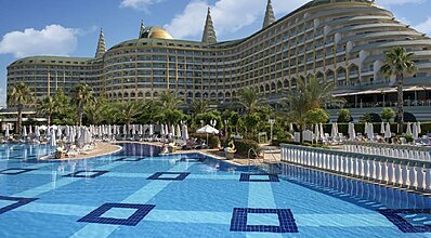 Delphin Imperial Lara Havuz / Deniz