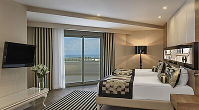 Delphin Imperial Lara Oda