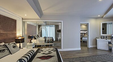 Delphin Imperial Lara Oda