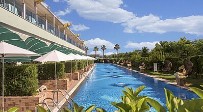 Delphin Imperial Lara Oda