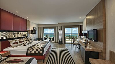 Delphin Imperial Lara Oda