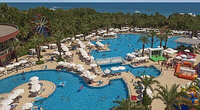 Delphin Palace De Luxe Collection Havuz / Deniz