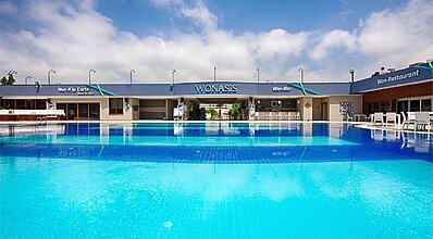 Doramar Resort & Aqua Tatil Köyü Havuz / Deniz