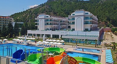 Dosinia Luxury Resort Havuz / Deniz