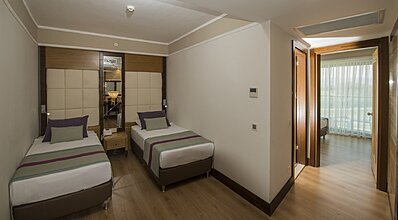 Dream World Aqua Oda